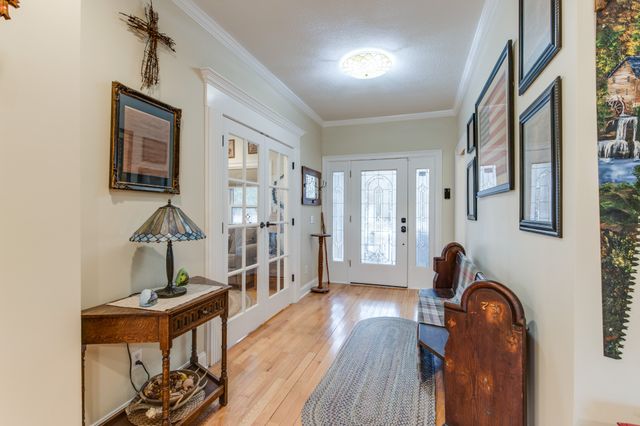 374 Eagle Lake Rd, Coalmont, TN 37313