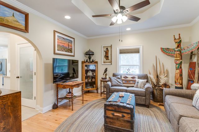 374 Eagle Lake Rd, Coalmont, TN 37313