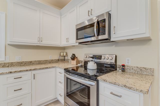374 Eagle Lake Rd, Coalmont, TN 37313