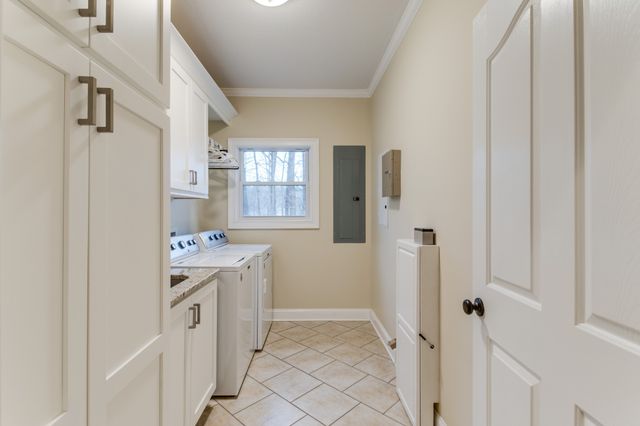 374 Eagle Lake Rd, Coalmont, TN 37313