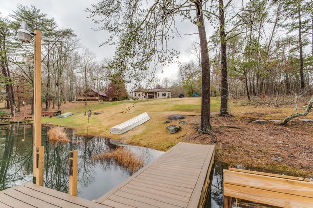 374 Eagle Lake Rd, Coalmont, TN 37313