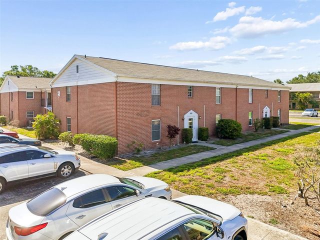 1062 85TH TERRACE N A, St Petersburg, FL 33702
