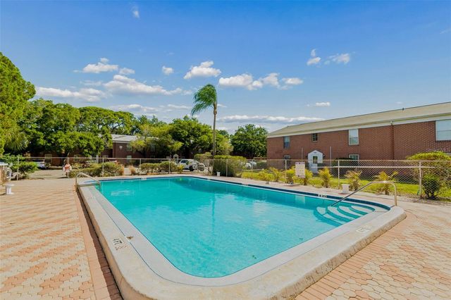 1062 85TH TERRACE N A, St Petersburg, FL 33702