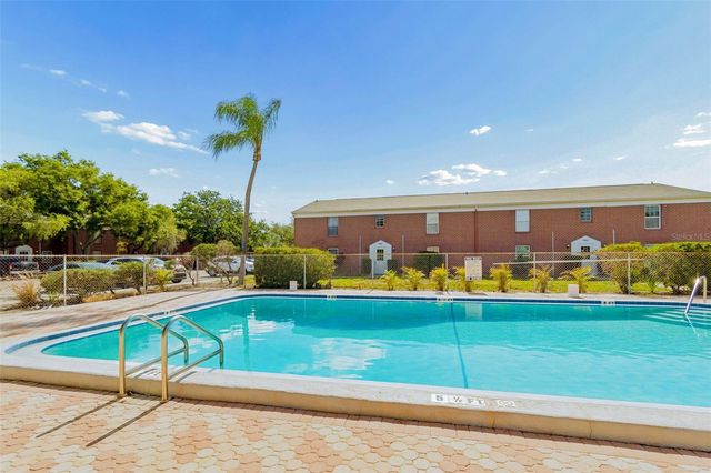 1062 85TH TERRACE N A, St Petersburg, FL 33702