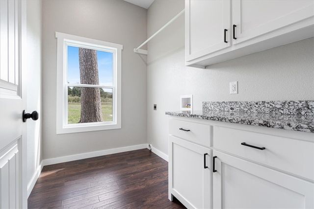 22372 North Road, Summers, AR 72769