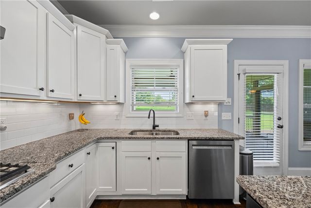 2777 Club Estates Drive, Statham, GA 30666