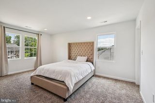 6715 WESTCOTT RD, Falls Church, VA 22042