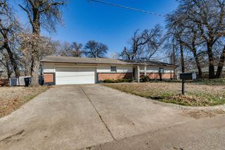 9617 NE 4th Street, Midwest City, OK 73130