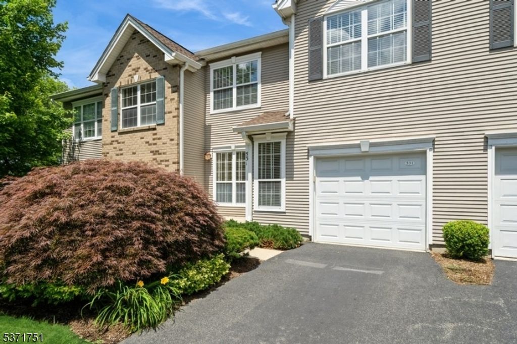 531 Cascade Ct, Mahwah Twp., NJ 07430