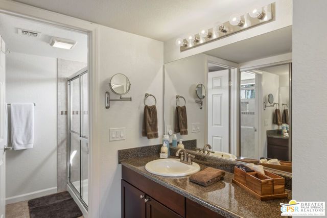 2345 S Cherokee Way 137, Palm Springs, CA 92264