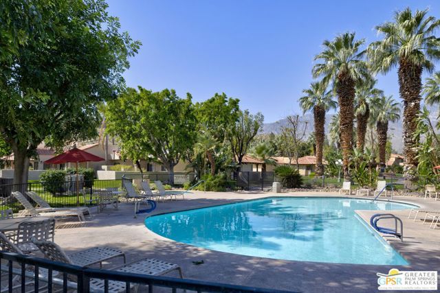 2345 S Cherokee Way 137, Palm Springs, CA 92264