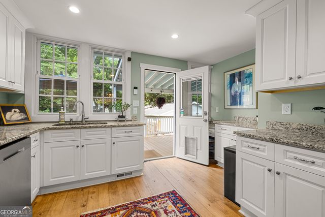 18 KELLOGG Pl, Newnan, GA 30263