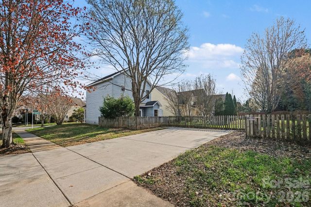 4008 Wilgrove Way Drive, Charlotte, NC 28213