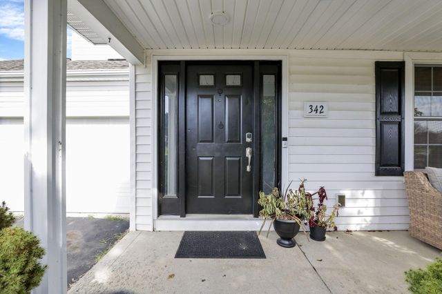 342 W Hunters Drive, Newark, OH 43055