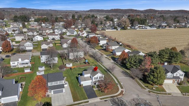 342 W Hunters Drive, Newark, OH 43055