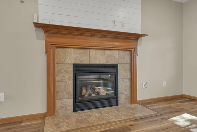 342 W Hunters Drive, Newark, OH 43055