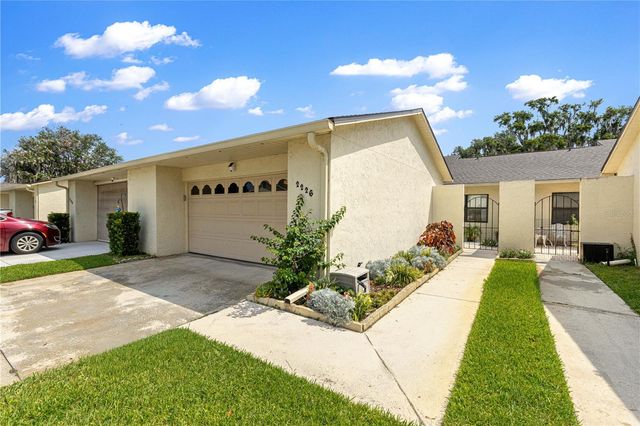 2226 CYPRESS COVE DRIVE 2226, Tavares, FL 32778