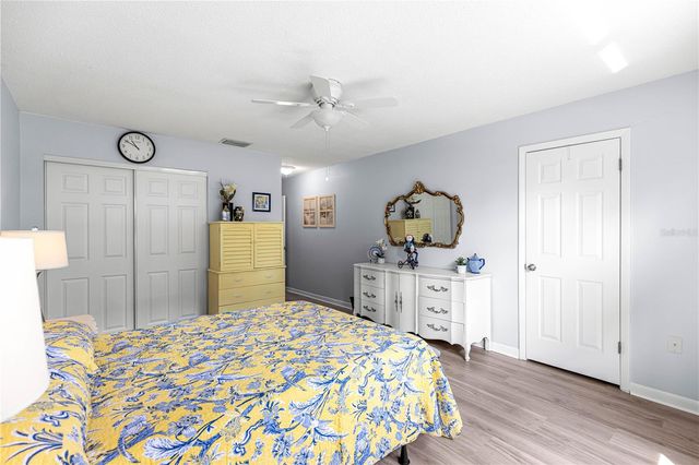 2226 CYPRESS COVE DRIVE 2226, Tavares, FL 32778
