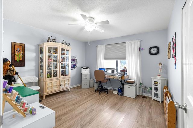 2226 CYPRESS COVE DRIVE 2226, Tavares, FL 32778