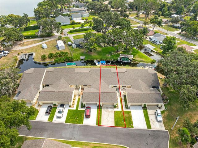 2226 CYPRESS COVE DRIVE 2226, Tavares, FL 32778