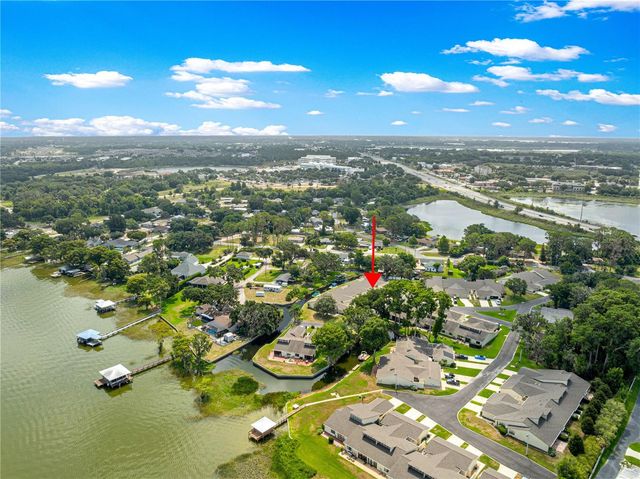 2226 CYPRESS COVE DRIVE 2226, Tavares, FL 32778