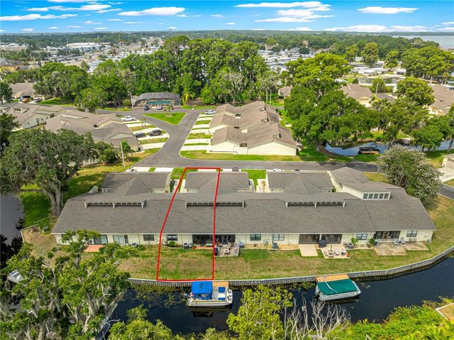 2226 CYPRESS COVE DRIVE 2226, Tavares, FL 32778