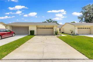 2226 CYPRESS COVE DRIVE 2226, Tavares, FL 32778