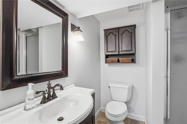 202 South Street, Lathrop, MO 64465