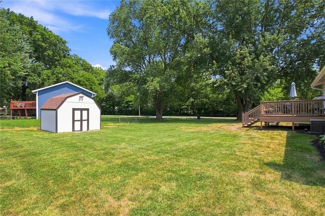 202 South Street, Lathrop, MO 64465