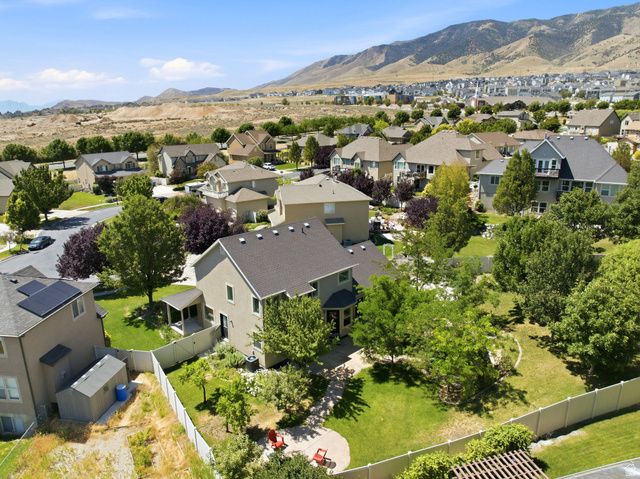 2819 S SILVER FOX LN, Saratoga Springs, UT 84045