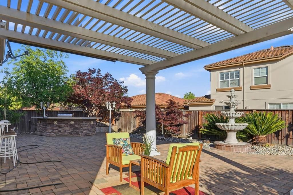 Image 31 of property listing at 15425 La Rocca Place, Morgan Hill, CA 95037