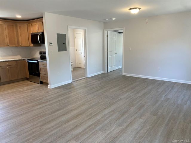 120 E CENTRAL Avenue A-5, Pearl River, NY 10965