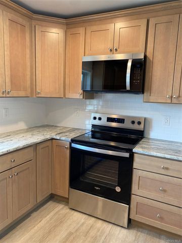 120 E CENTRAL Avenue A-5, Pearl River, NY 10965