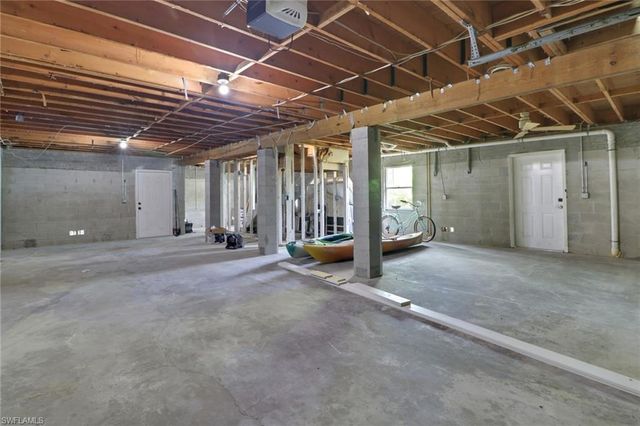 3659 Riviera CIR, Bonita Springs, FL 34134