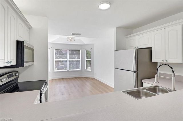 3659 Riviera CIR, Bonita Springs, FL 34134