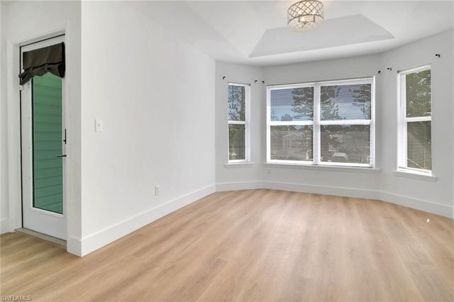 3659 Riviera CIR, Bonita Springs, FL 34134