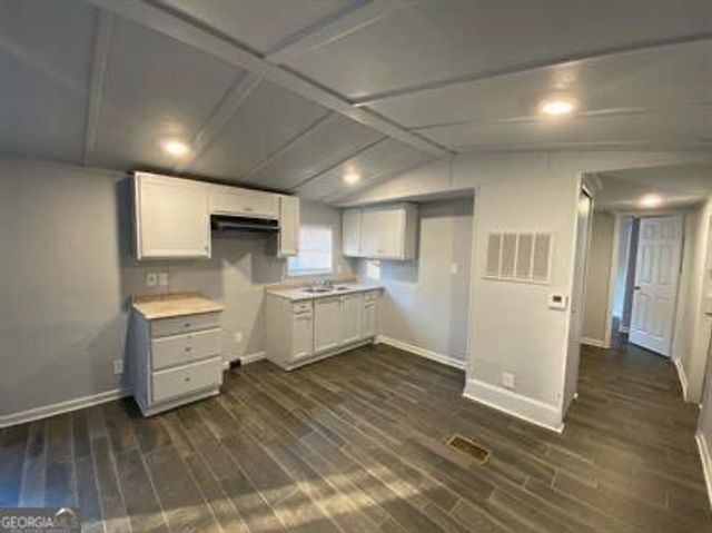 114 Skyland Drive E, Locust Grove, GA 30248