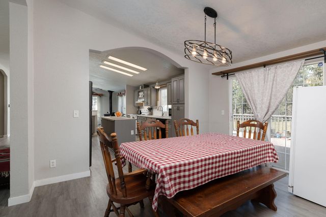 53605 Bobwhite Court, La Pine, OR 97739