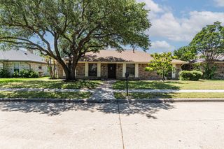 1720 Hearthstone Drive, Plano, TX 75023