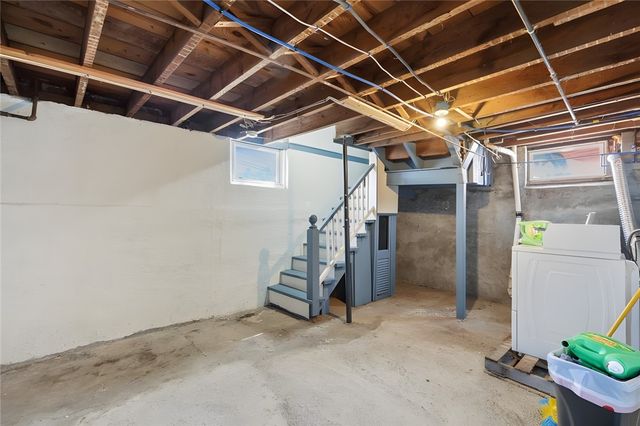 374 Douglas Avenue, Providence, RI 02908