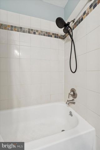 275 OLD FORGE CROSSING, Devon, PA 19333