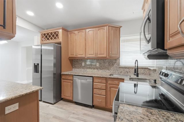 1454 STILLWATER AVENUE, Deltona, FL 32725