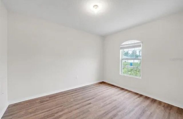 724 LAKE CUMMINGS BOULEVARD, Lake Alfred, FL 33850