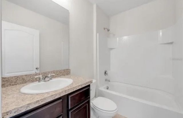 724 LAKE CUMMINGS BOULEVARD, Lake Alfred, FL 33850