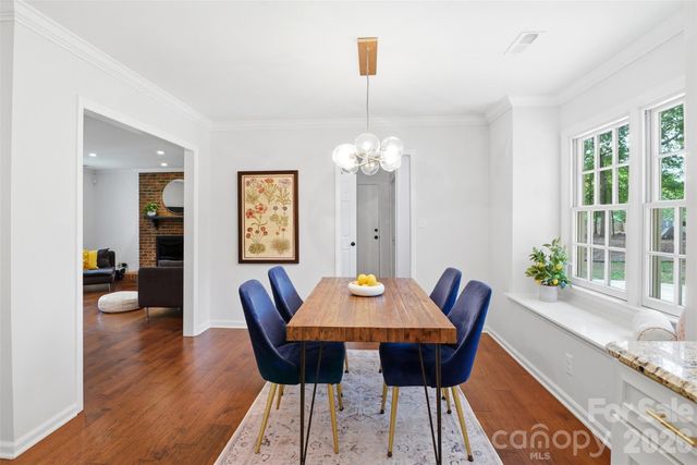 516 Eastville Court, Matthews, NC 28105