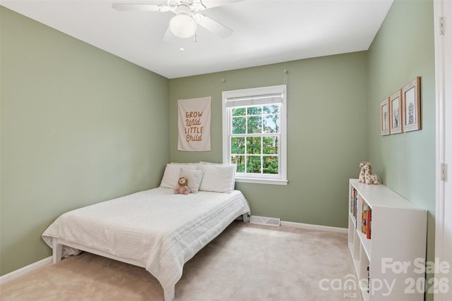 516 Eastville Court, Matthews, NC 28105