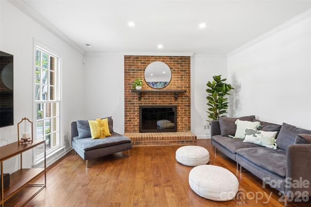516 Eastville Court, Matthews, NC 28105