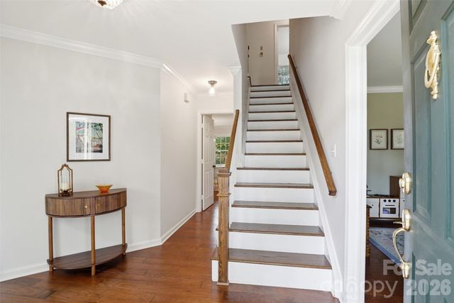 516 Eastville Court, Matthews, NC 28105