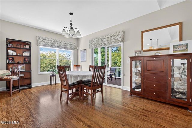12 Widgeon Way, Waterford, NY 12188