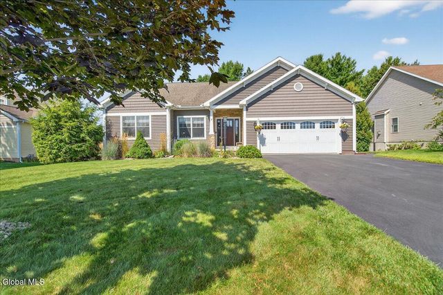 12 Widgeon Way, Waterford, NY 12188